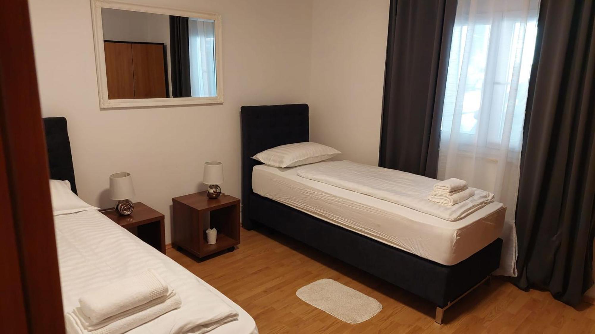 Holiday Retreat Apartment - Задар Экстерьер фото