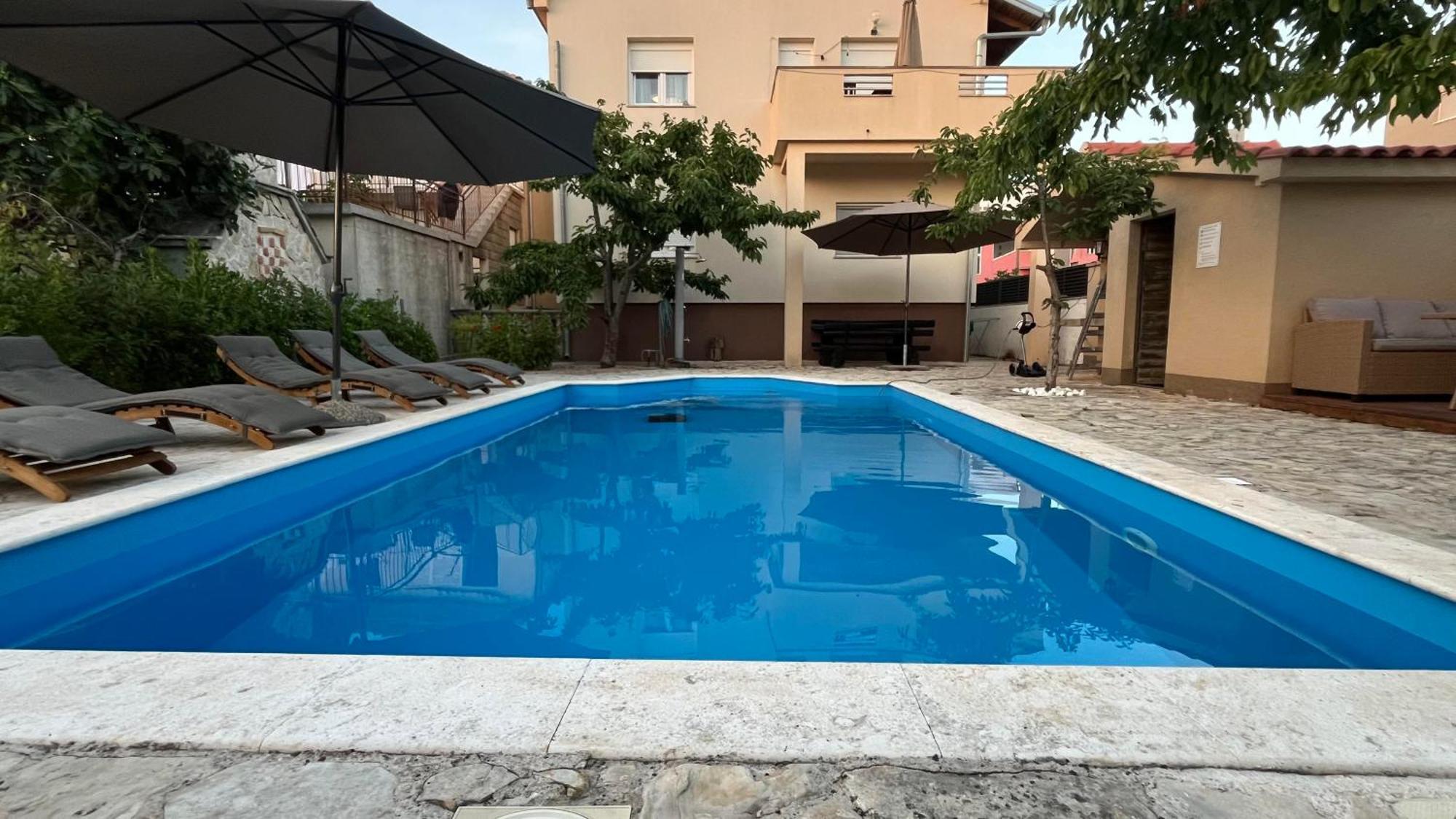 Holiday Retreat Apartment - Задар Экстерьер фото